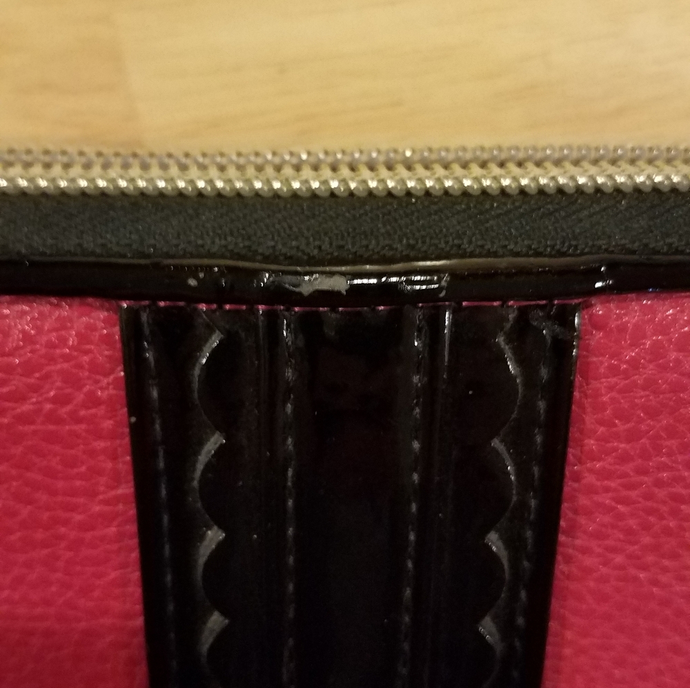 Betsey Johnson pink and black clutch wallet gold lining - Picture 2 of 8
